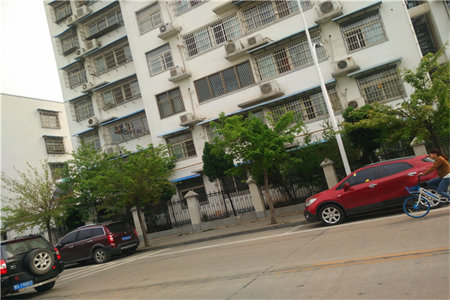 密州华都富林南区3室2厅1卫119万121m2出售